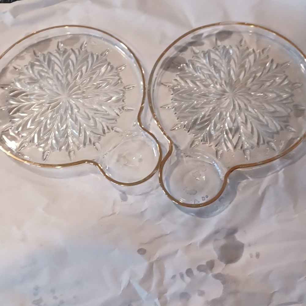Vintage Jeanette Glass Snack Plates with Gold Trim, Feathers pattern, set of 2